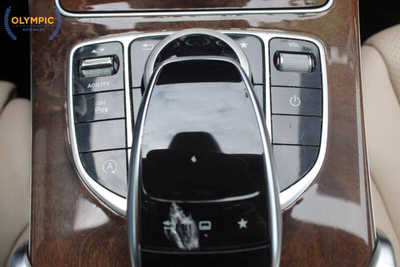 2015 Mercedes-Benz C-Class C 300