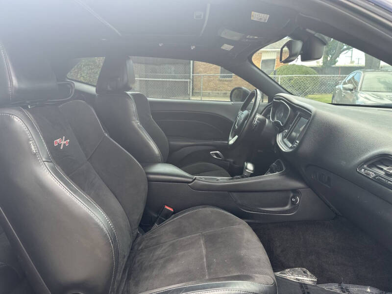 2015 Dodge Challenger R/T Plus
