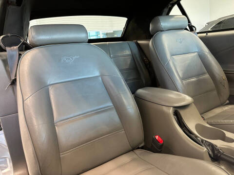 2001 Ford Mustang