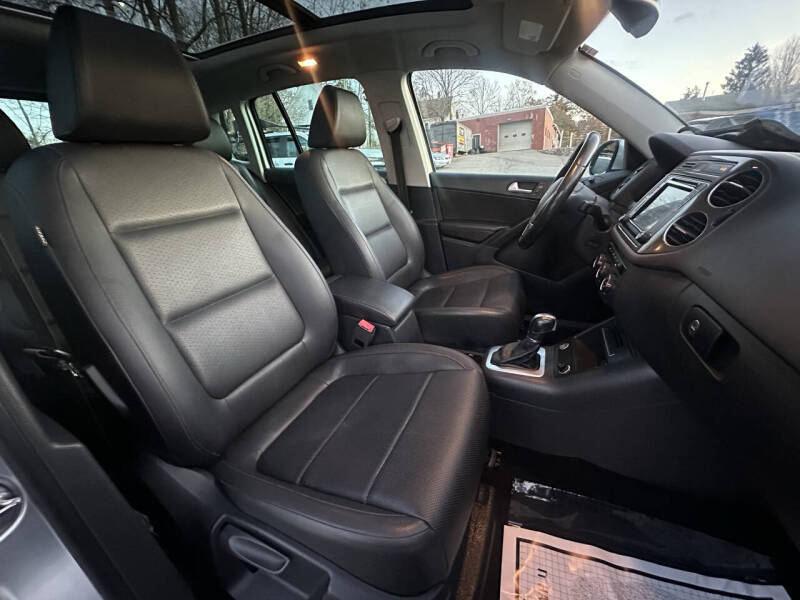 2017 Volkswagen Tiguan 2.0T Wolfsburg Edition 4Motion