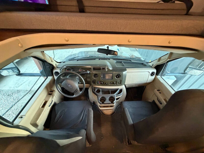 2019 Forest River Forester 3041DS