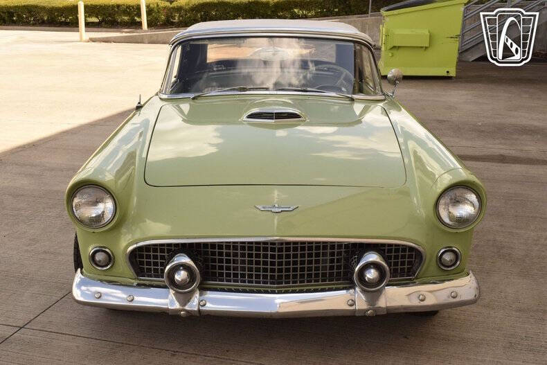 1956 Ford Thunderbird