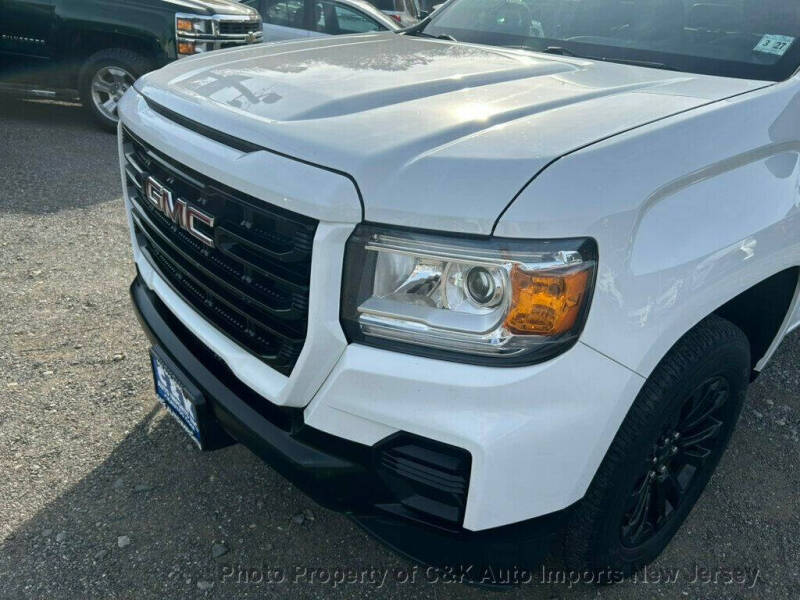 2022 GMC Canyon Elevation Standard