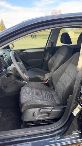 2012 Volkswagen Golf 2.5L PZEV