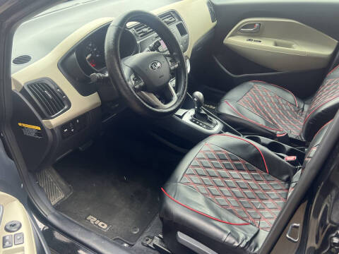 2013 Kia Rio 5-Door EX