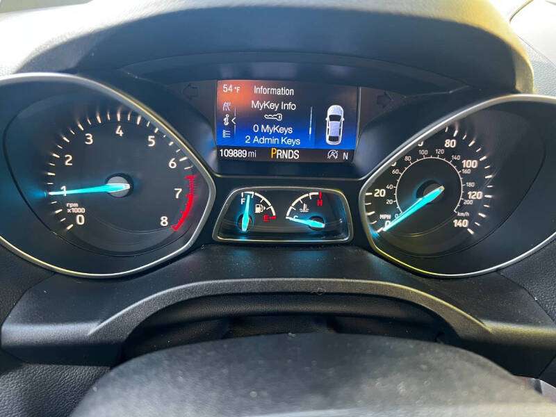 2017 Ford Escape SE - Photo 10