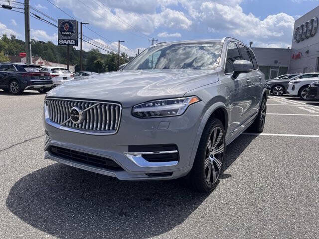 2024 Volvo XC90 Recharge T8 Ultimate Bright Theme 7P