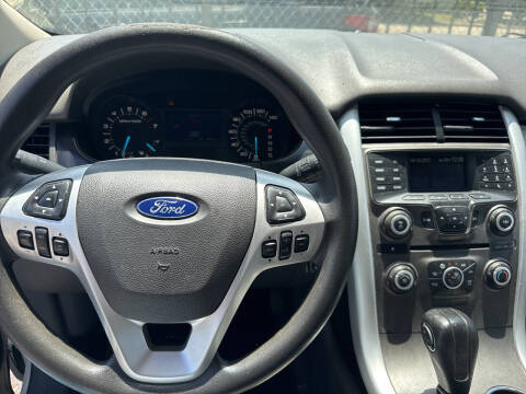 2013 Ford Edge SE