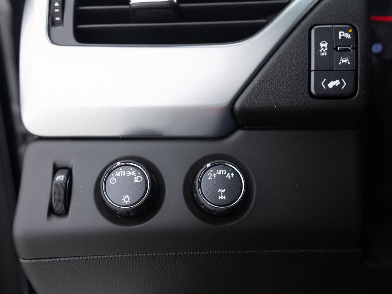 Used Car 2018 Chevrolet Tahoe  Lt 4x4 4dr Suv For Sale Under $30,000 In Coal City, Illinois