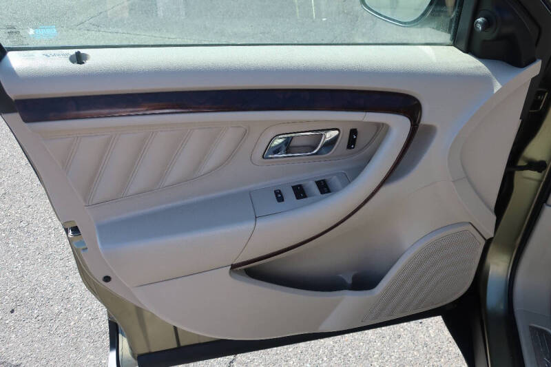 2012 Ford Taurus Limited