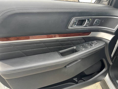 2016 Ford Explorer Platinum