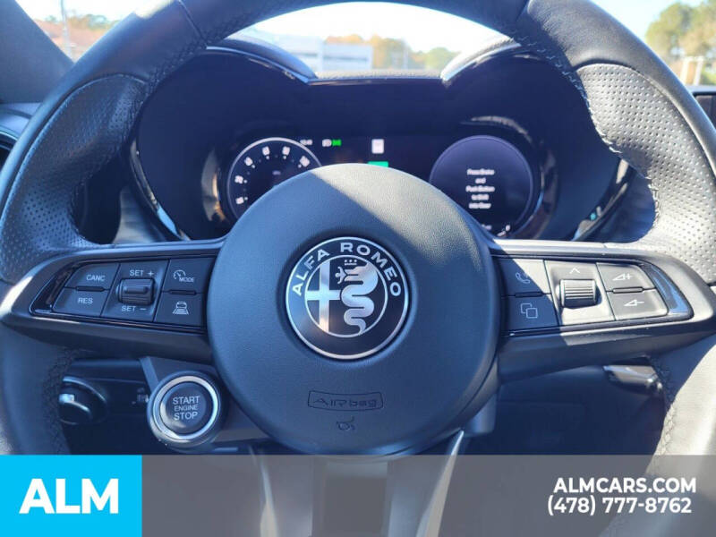 2024 Alfa Romeo Tonale Hybrid Ti