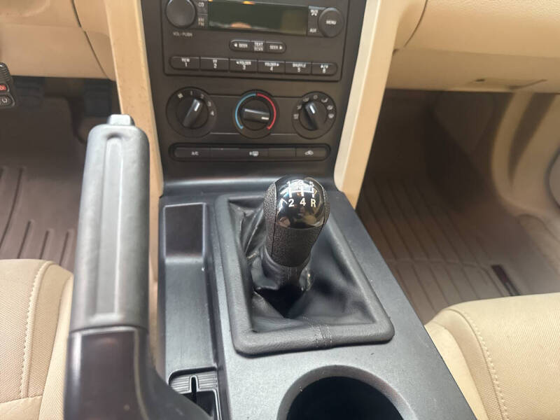 2007 Ford Mustang GT Deluxe