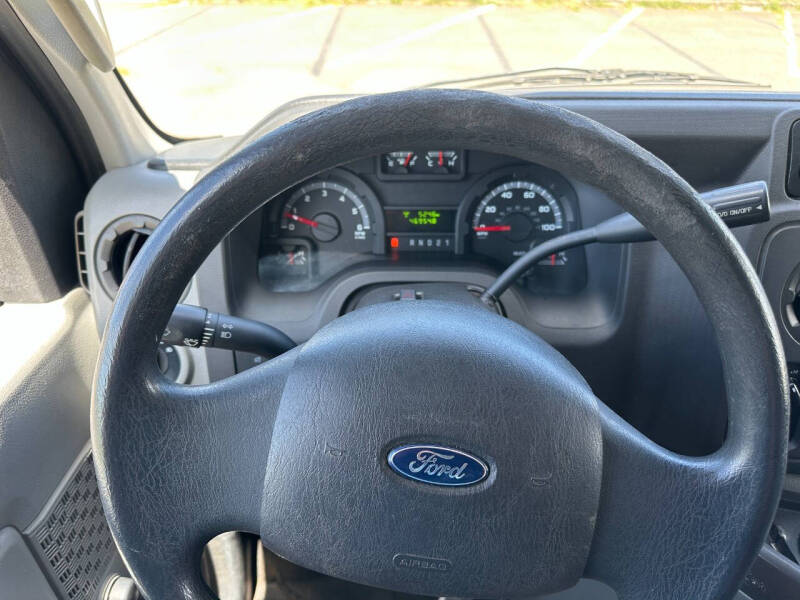 2014 Ford E-Series E-150