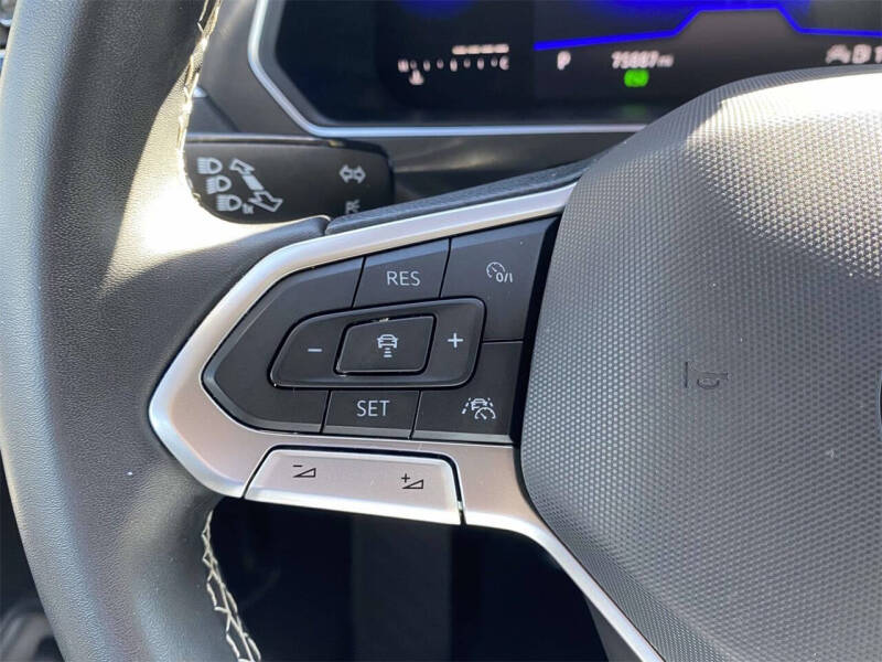 2022 Volkswagen Tiguan SE