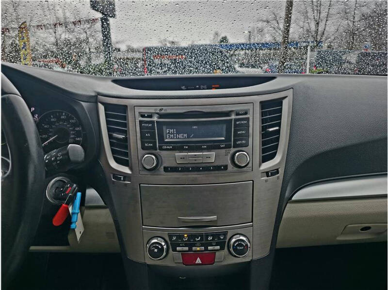 2012 Subaru Outback 2.5i Premium