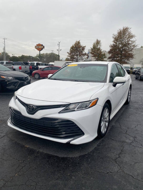 2018 Toyota Camry null photo 3