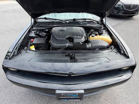 2015 Dodge Challenger SXT