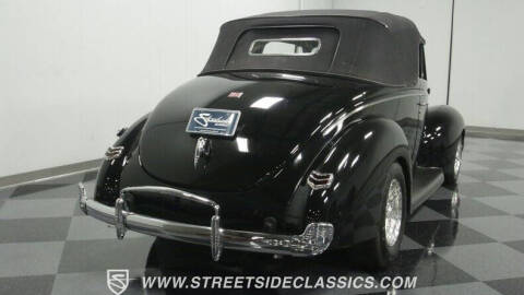 1940 Ford Deluxe