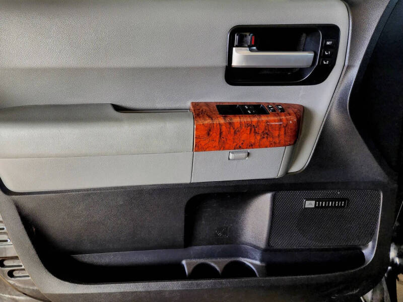 2018 Toyota Sequoia Platinum