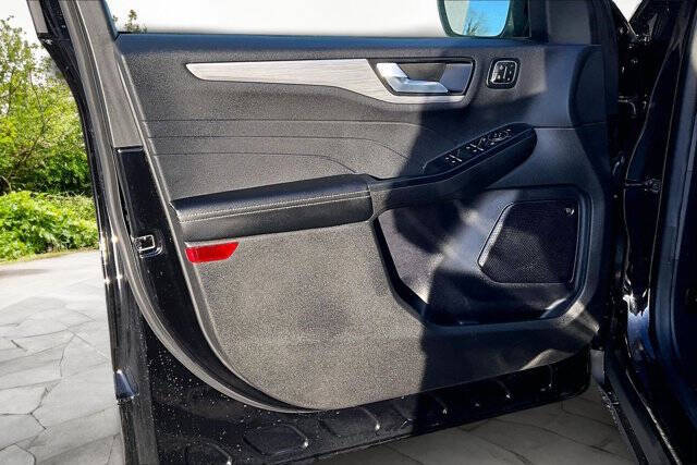 2024 Ford Escape Hybrid Platinum