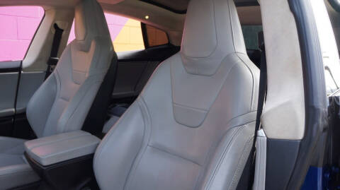 2016 Tesla Model S 90D