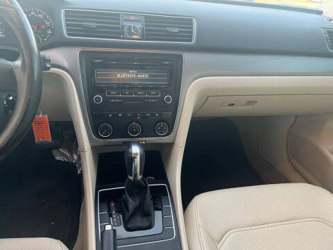 2014 Volkswagen Passat