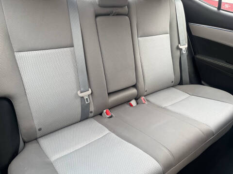 2016 Toyota Corolla LE