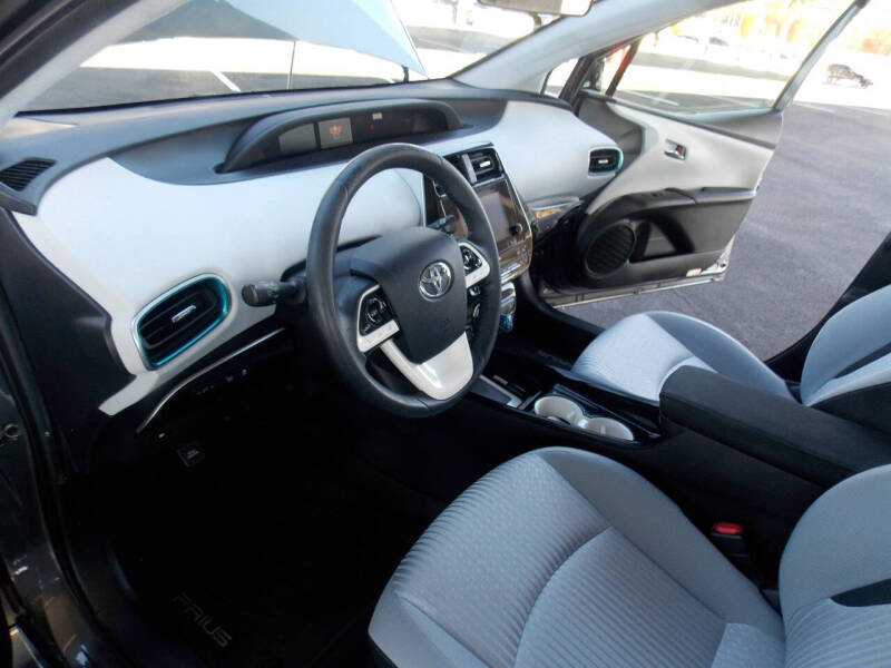 2018 Toyota Prius Three