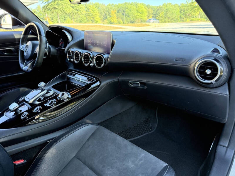 2017 Mercedes-Benz AMG GT