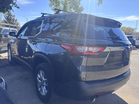 2018 Chevrolet Traverse LT Cloth