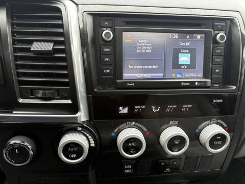 2019 Toyota Sequoia SR5