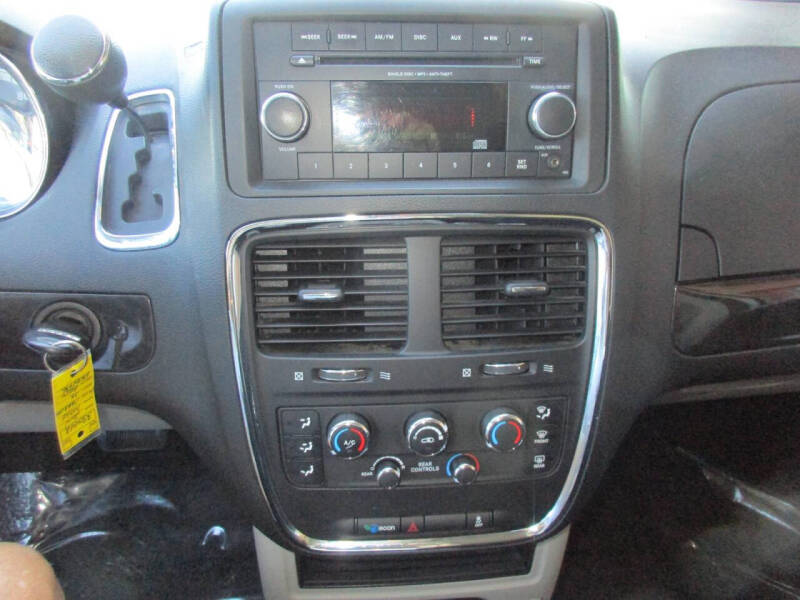2014 Dodge Grand Caravan American Value Package