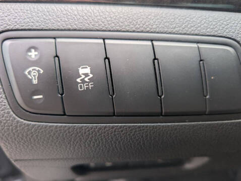 2014 Kia Cadenza Premium