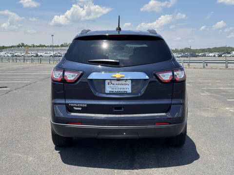 2017 Chevrolet Traverse LS