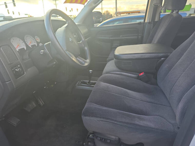 2004 Dodge Ram 1500 SLT