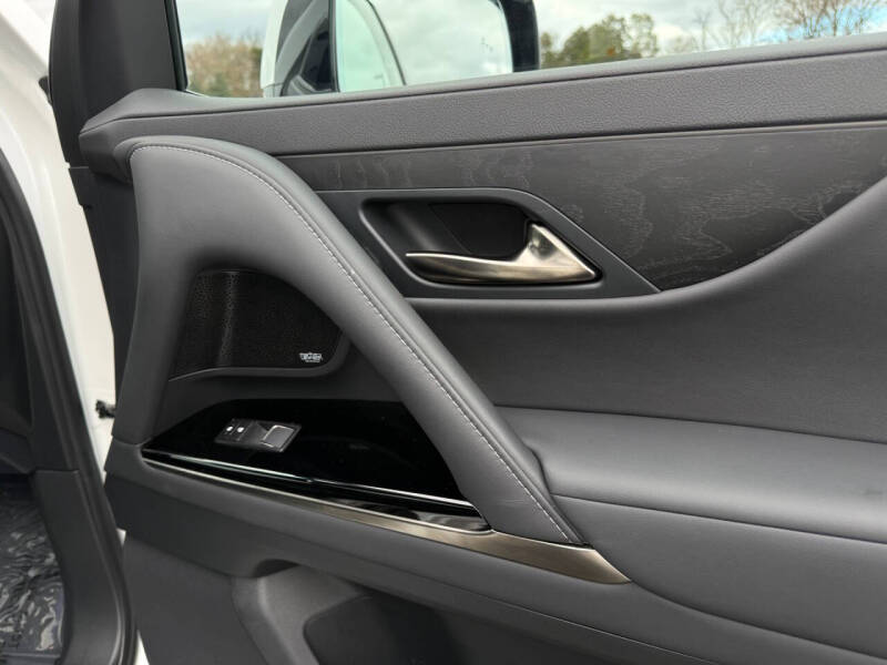 2023 Lexus LX 600 Luxury