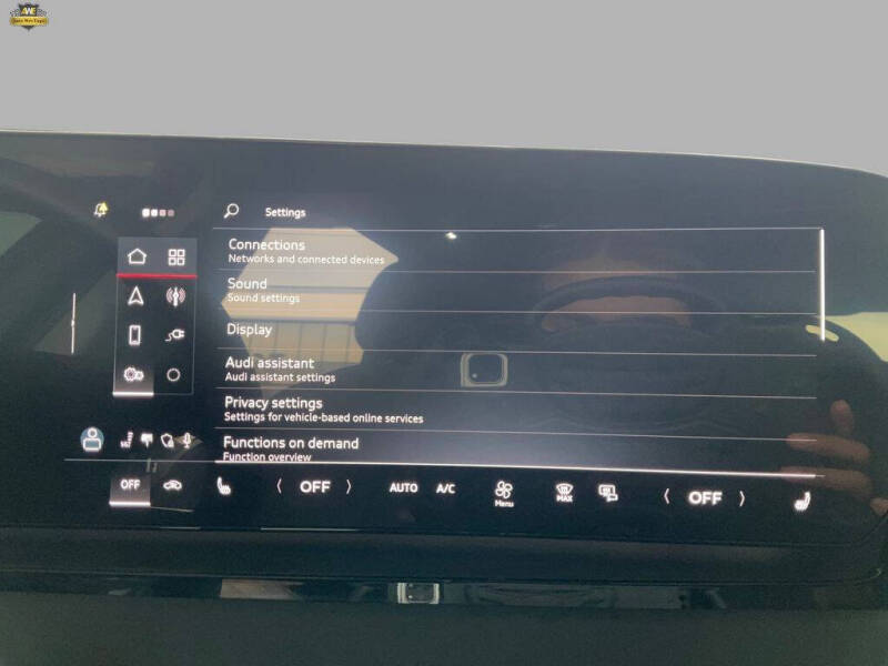 2025 Audi Q6 e-tron Premium