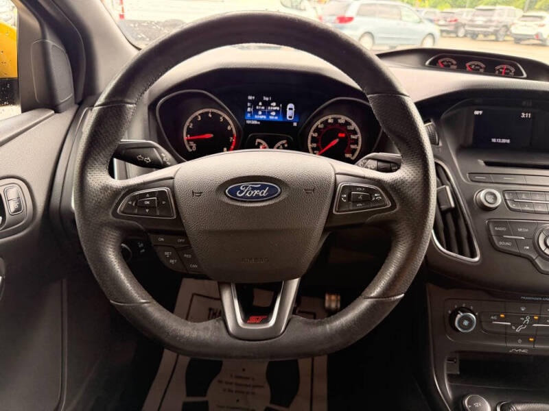 2017 Ford Focus ST