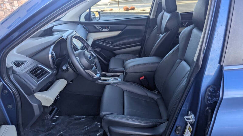 2022 Subaru Ascent Limited 8-Passenger