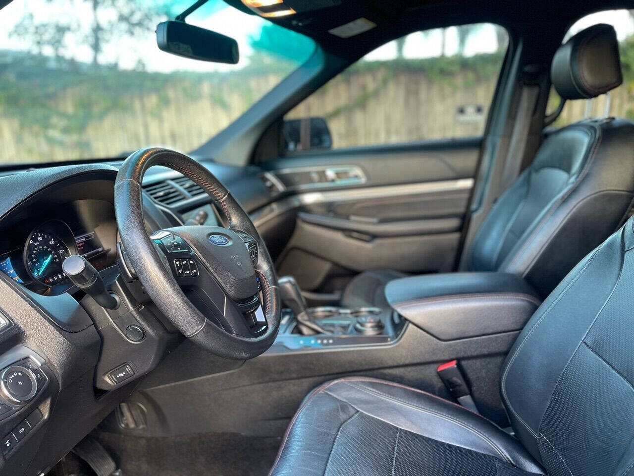 2016 Ford Explorer  - $18,915
