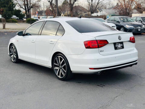 2017 Volkswagen Jetta 2.0T GLI