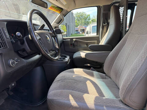 2020 Chevrolet Express 2500