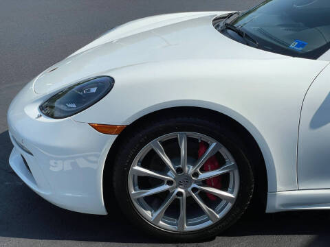 2024 Porsche 718 Boxster S
