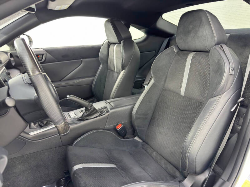 2024 Toyota GR86 Premium