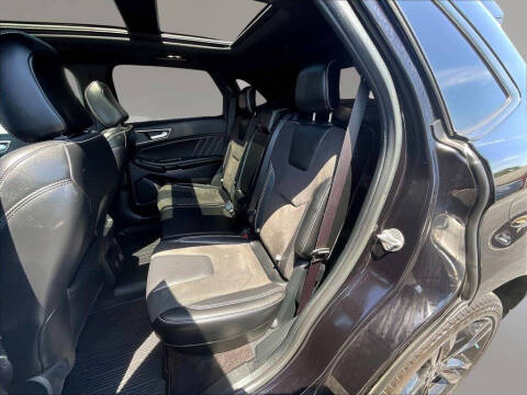 2020 Ford Edge ST