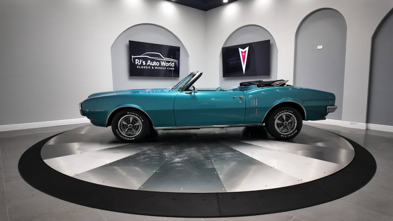 1968 Pontiac Firebird 1