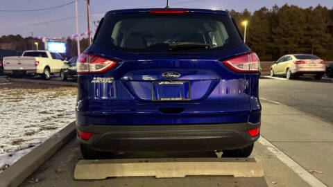 2016 Ford Escape S