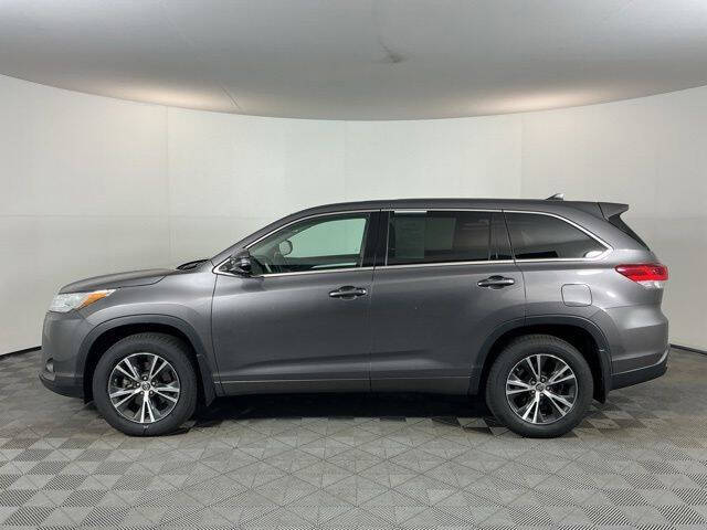 2017 Toyota Highlander LE Plus