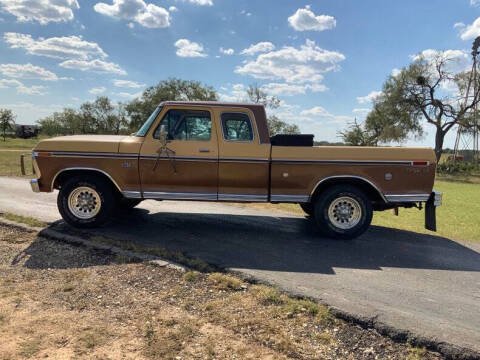 1975 Ford F-250